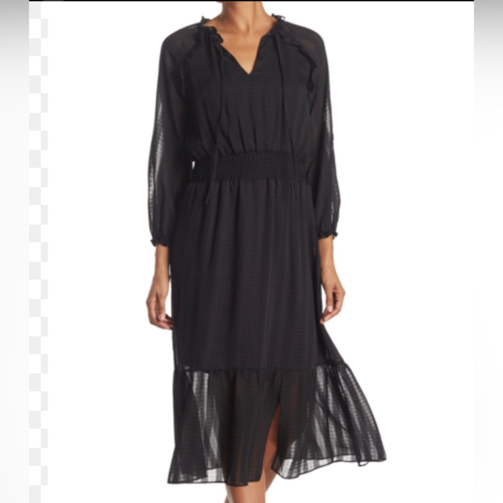 Nordstrom Plaid Chiffon Smocked Waist Midi Dress
3/4 sleeve